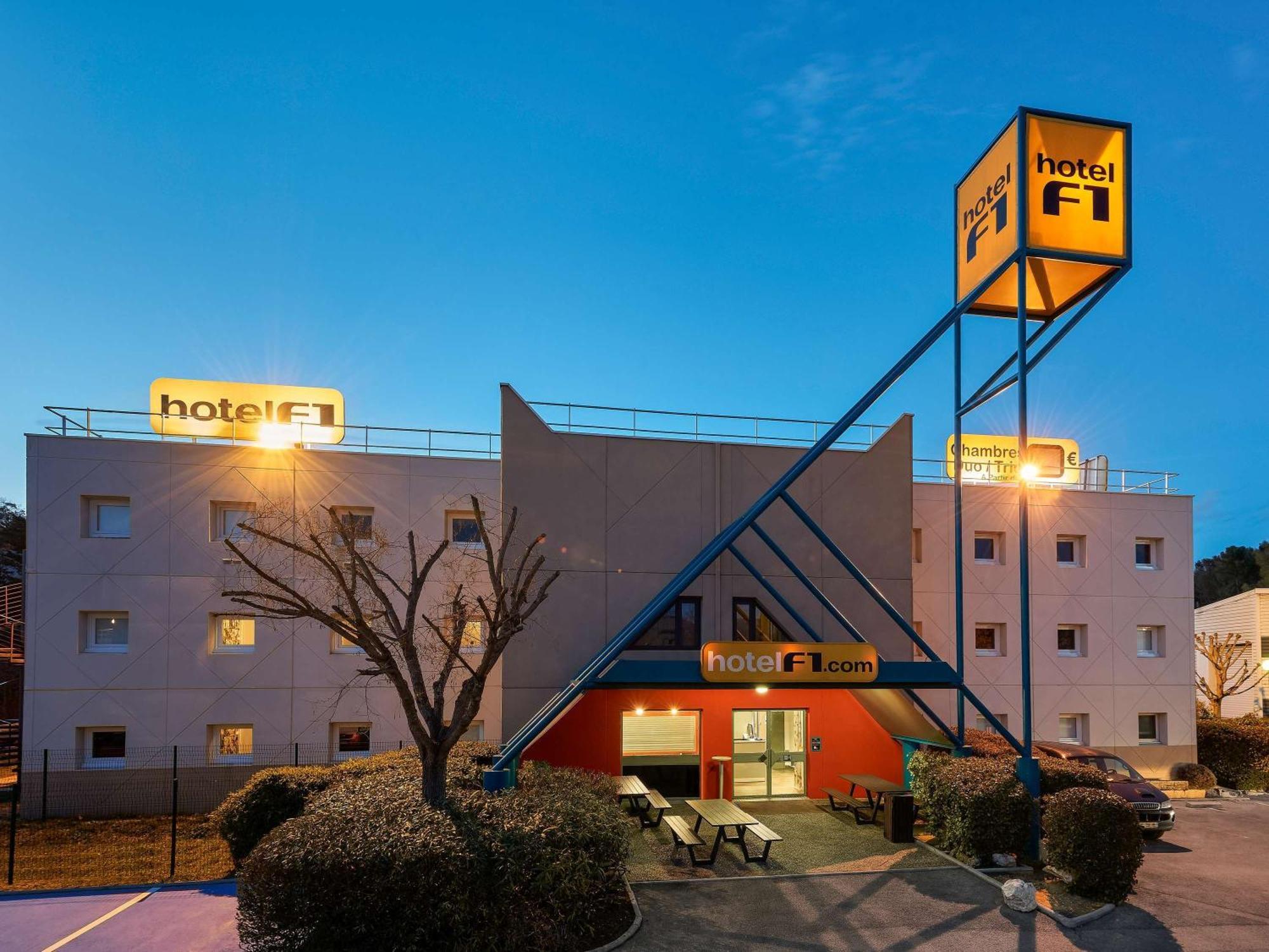 โฮเทลเอฟ1 เริงฌิส ออร์ลี Hotel เรอจิส ภายนอก รูปภาพ